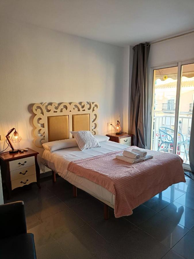 Hostal La Ermita Nerja Dış mekan fotoğraf